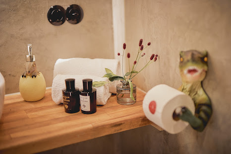 Finden Sie Ihren neuen Lieblingswein: In unserer Vinothek kuratieren wir das Beste aus Franken und der Welt